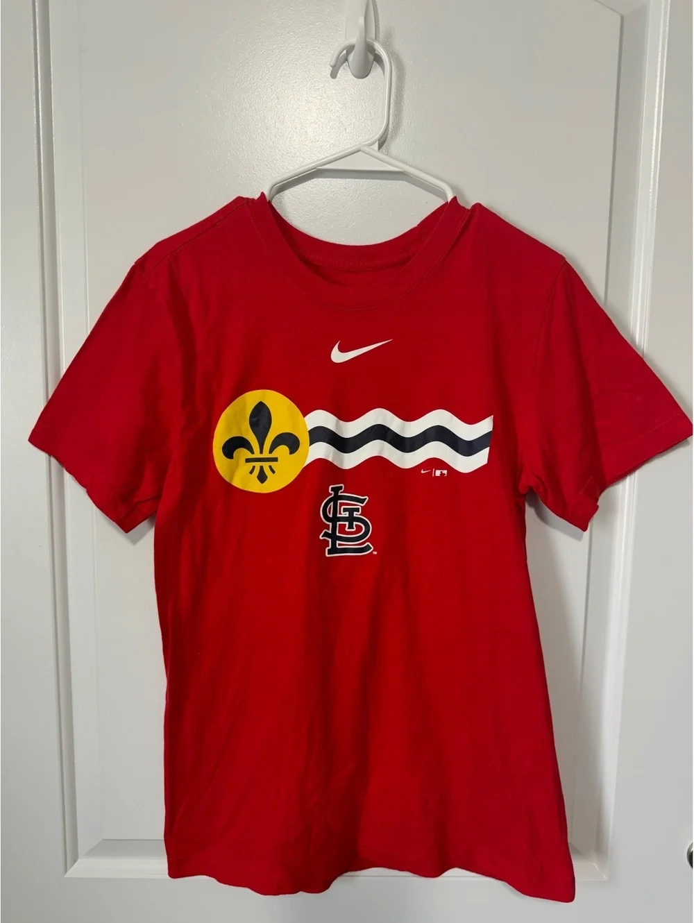 Nike St. Louis Cardinals Red Graphic T-Shirt Size Small